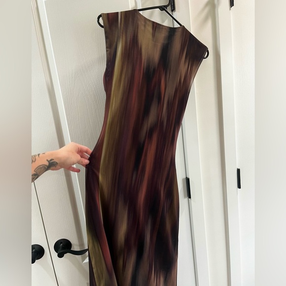 Zara Dresses & Skirts - Zara Maroon & Olive Midi Dress